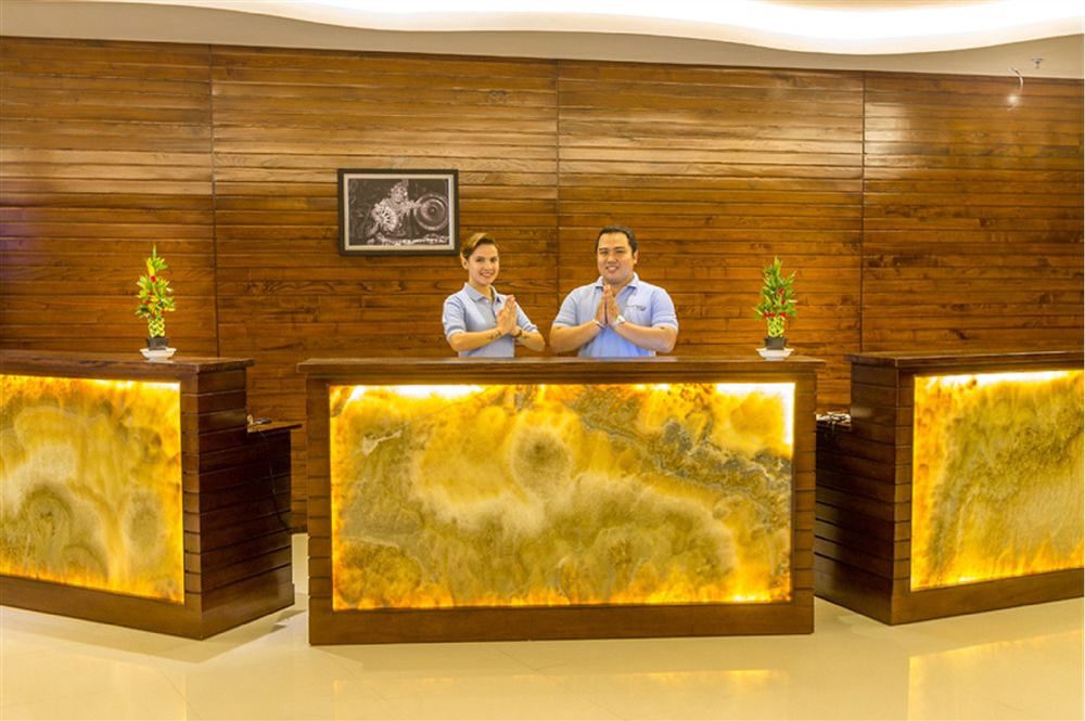 Kutabex Beachfront Hotel Кута Екстериор снимка